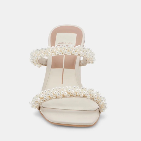 Dolce Vita Noel Heels Vanilla Pearls - Picture 6 of 12